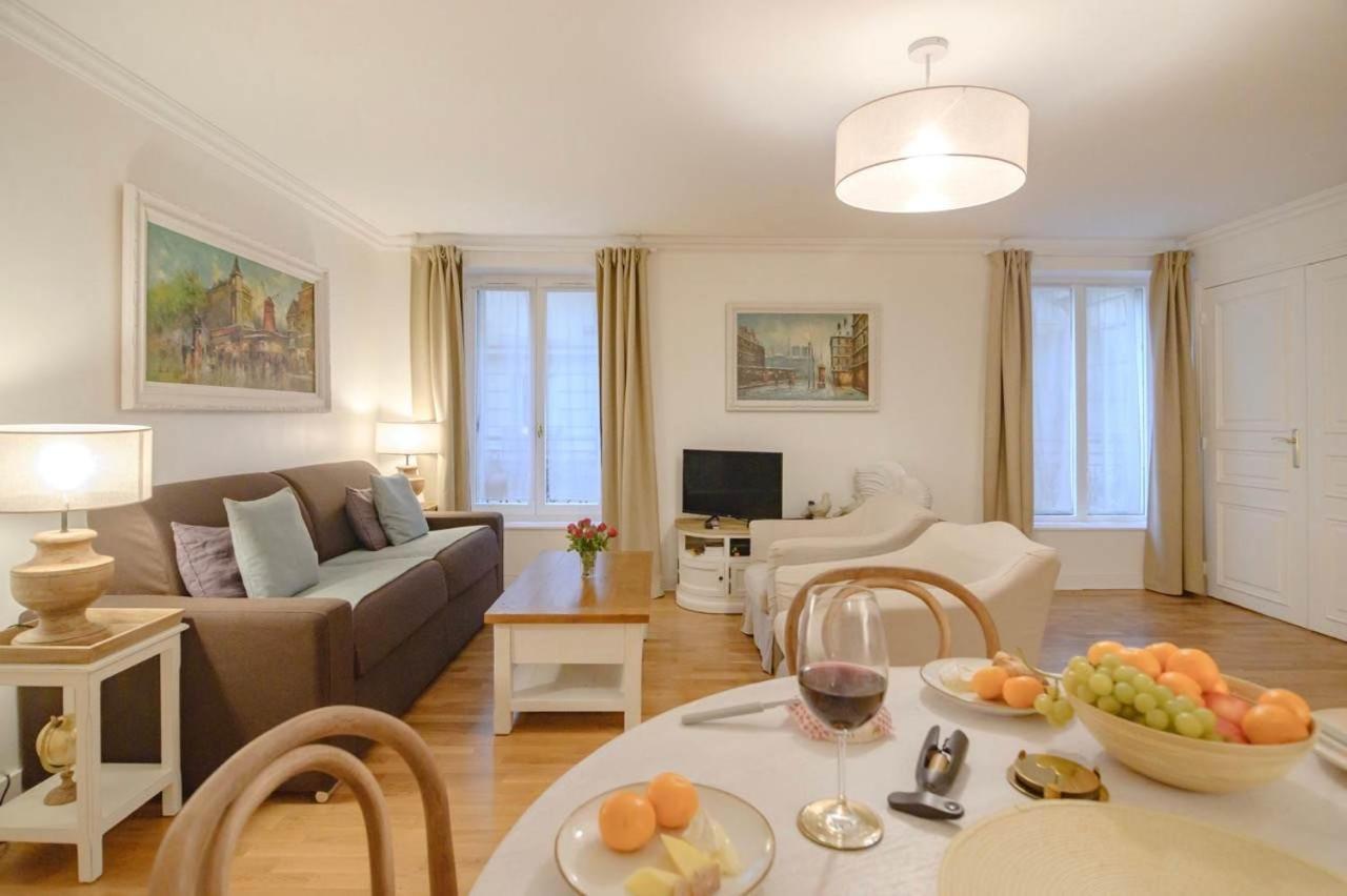 Le Regal Elysees * Parigi